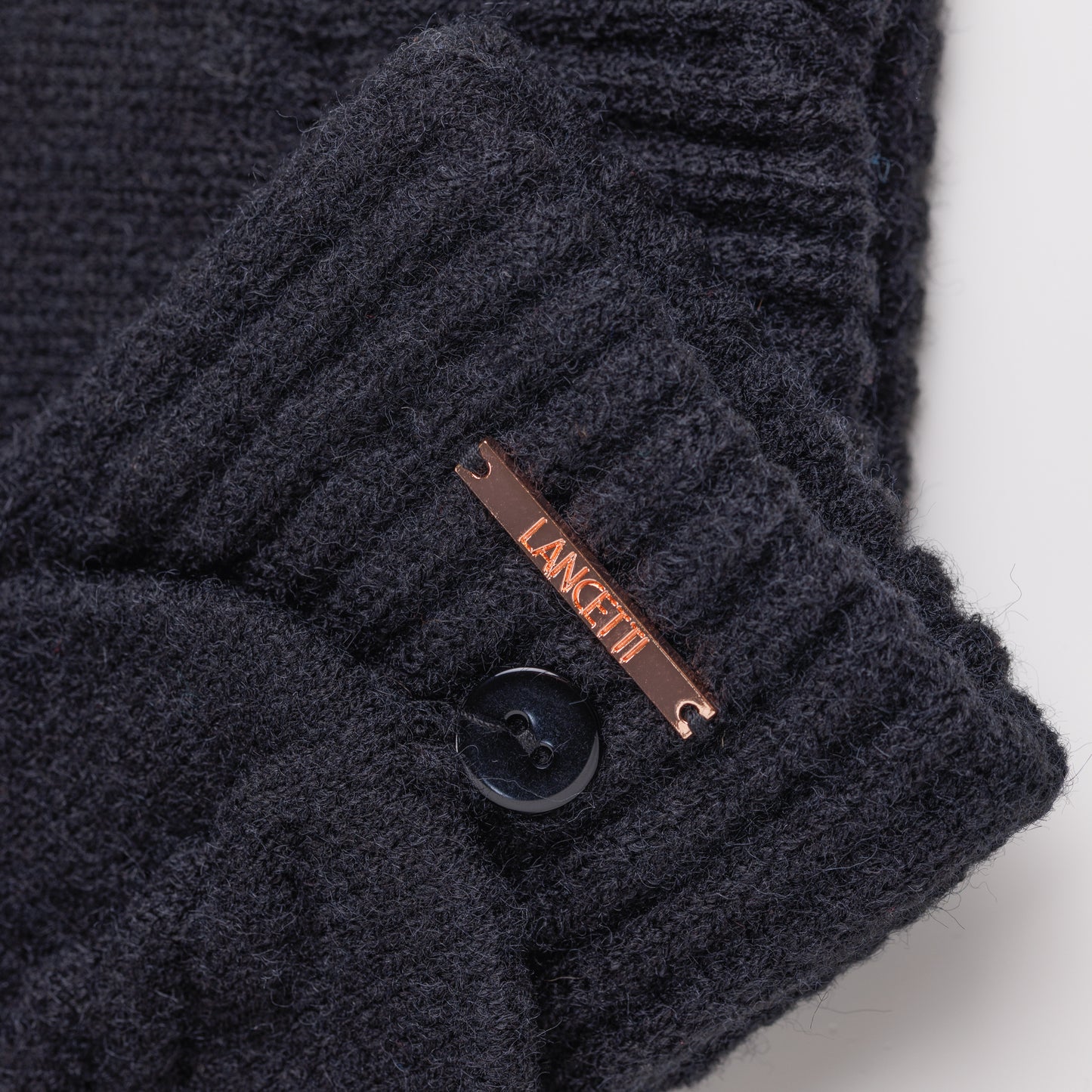 Lancetti dámske pletené rukavice bez prstov s klopou