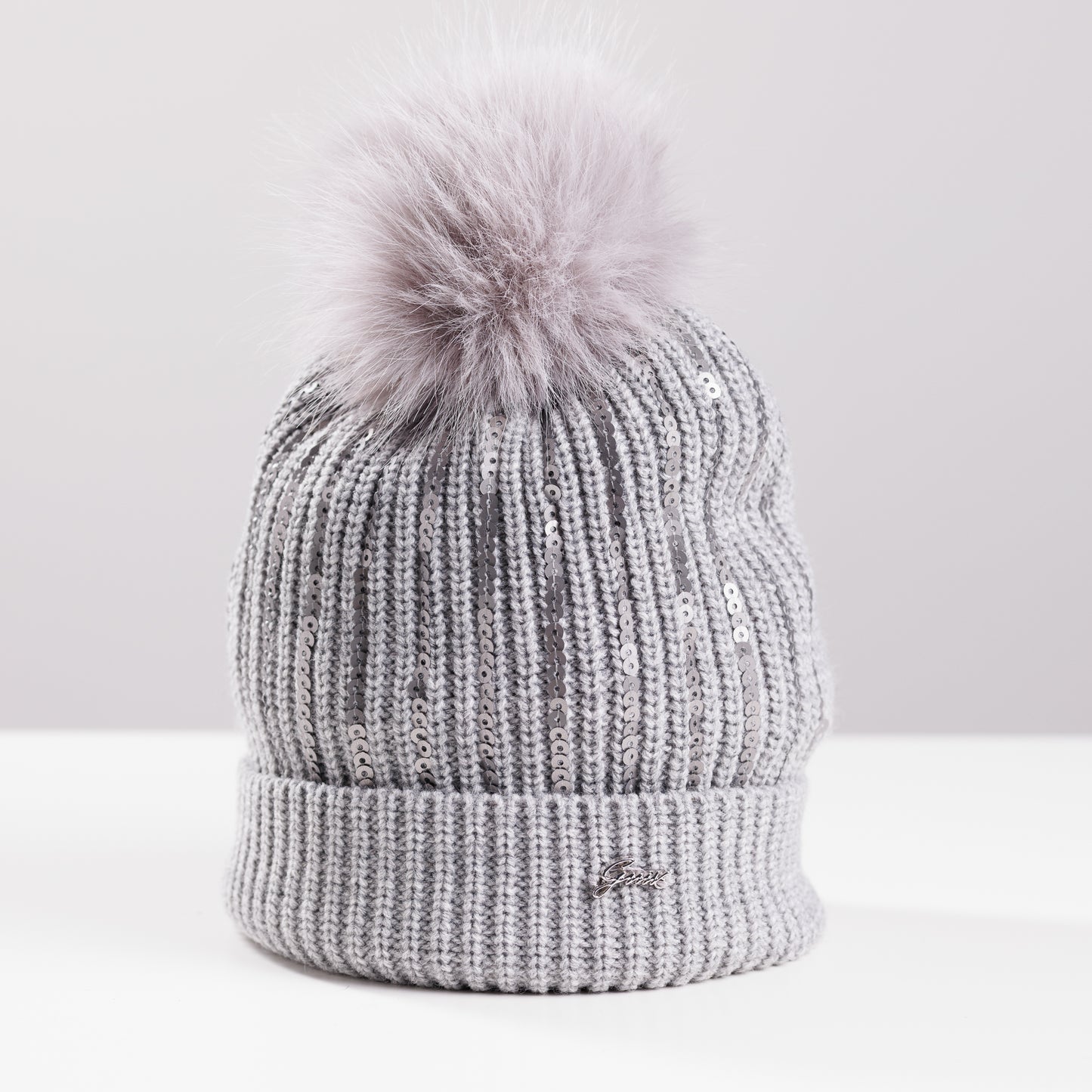 Gianmarco Venturi dievčenská čiapka s brmbolcom a flitrami